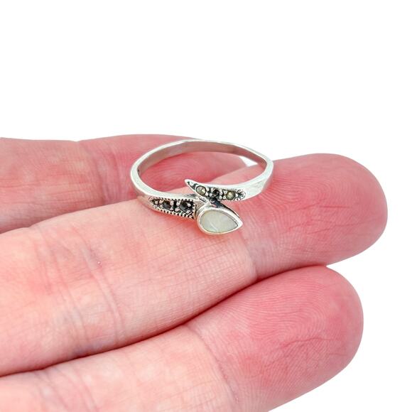 AS IS MISSING STONES Sterling Silver 925 Mother of Pearl Marcasite Ring Size 8 - Picture 1 of 10